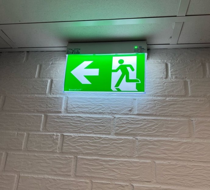 Billede af flugtvejsskilt